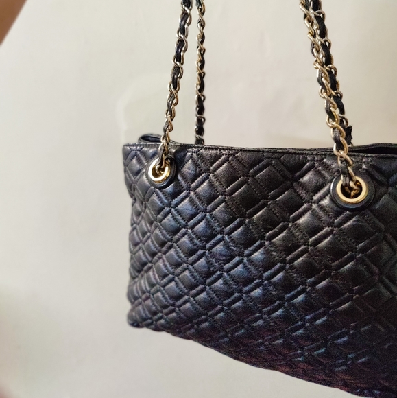 Guess Marciano Luxe Suave Carryall genuine leather quilted bag - Picture 4 of 7